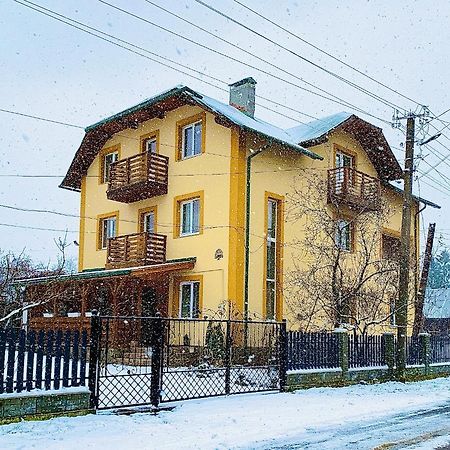 Ніч Над Карпатами Hotel Slavsko Exterior foto