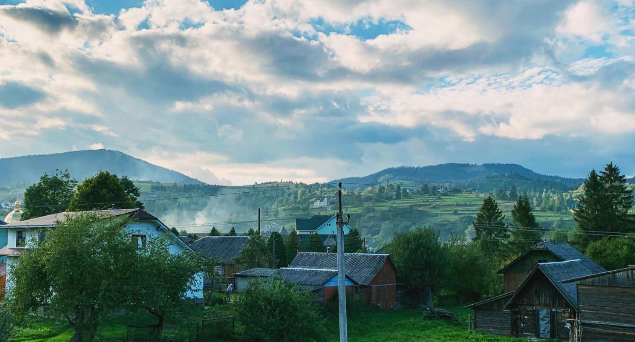 Ніч Над Карпатами Hotel Slavsko Exterior foto