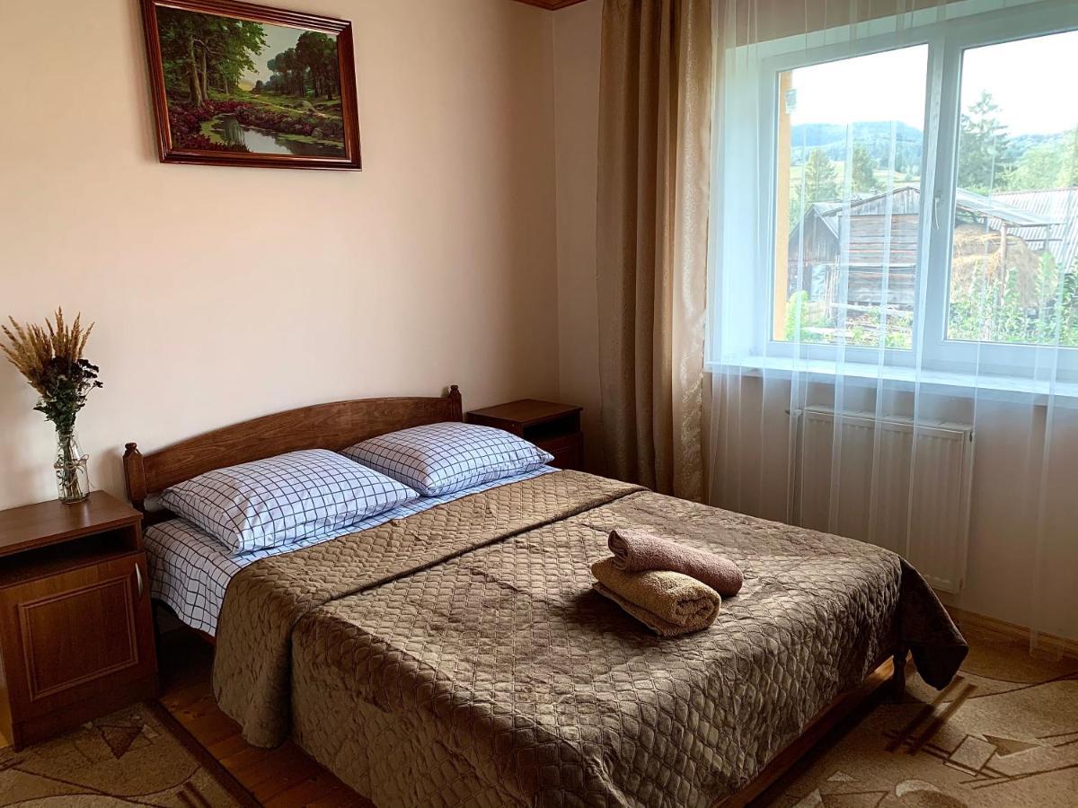 Ніч Над Карпатами Hotel Slavsko Exterior foto
