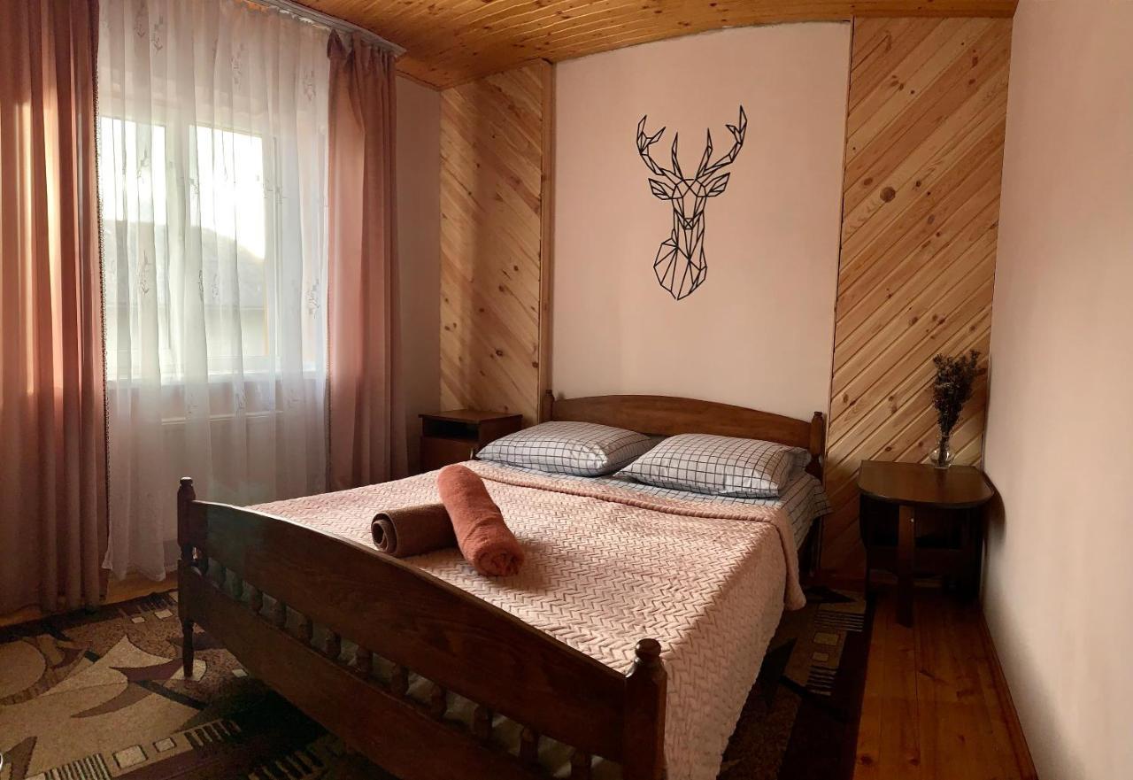 Ніч Над Карпатами Hotel Slavsko Exterior foto