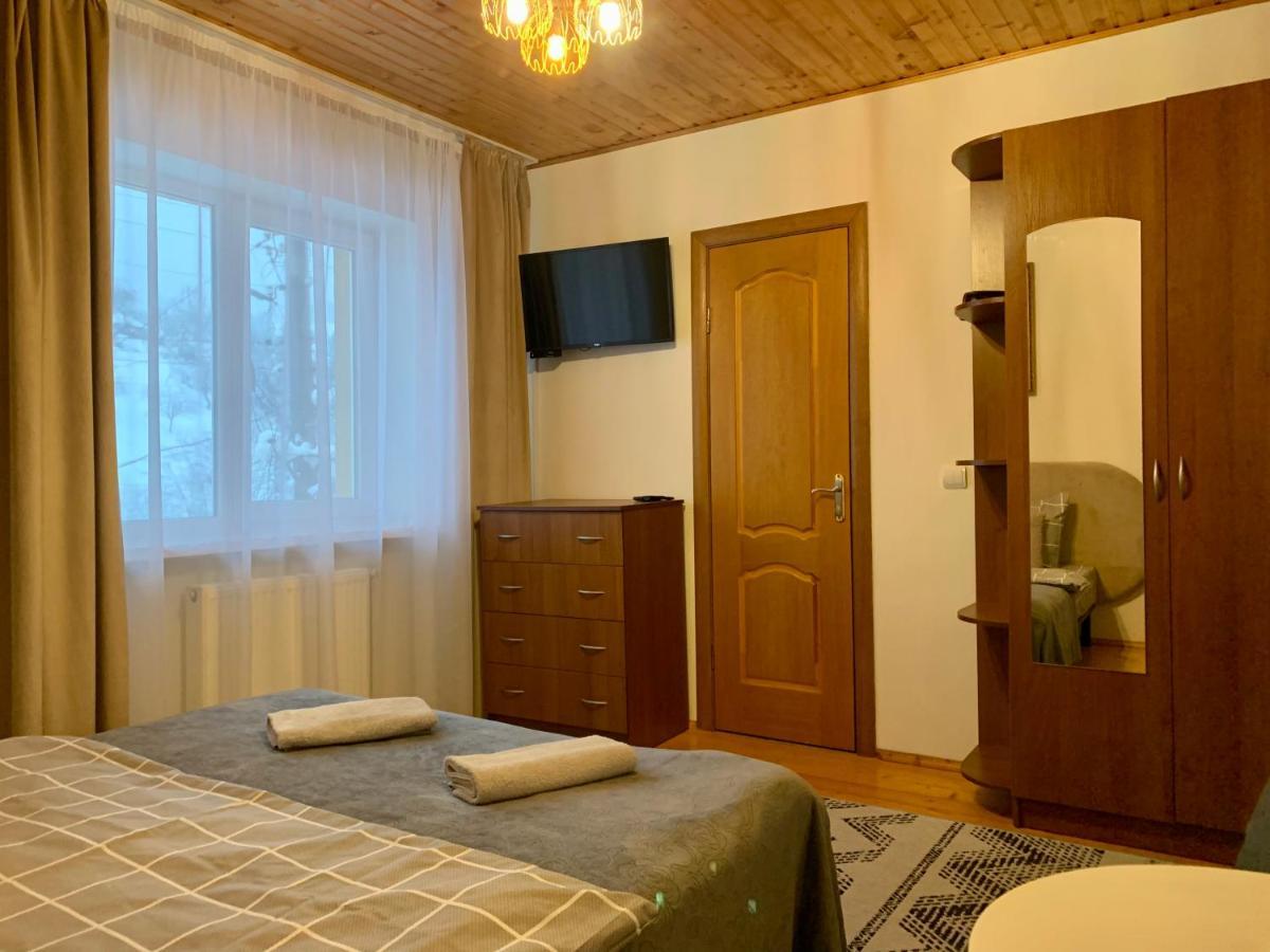 Ніч Над Карпатами Hotel Slavsko Exterior foto