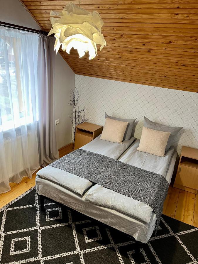 Ніч Над Карпатами Hotel Slavsko Exterior foto
